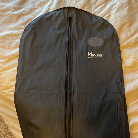 Austin Reed 2 piece suit from Moores, all black worn once - Picture 8 of 8